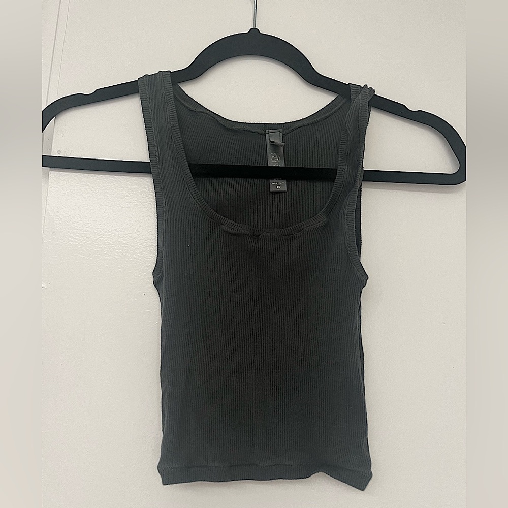 Skims tank!